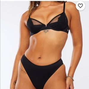 Savage X Fenty In A Mood 2 Piece Set.